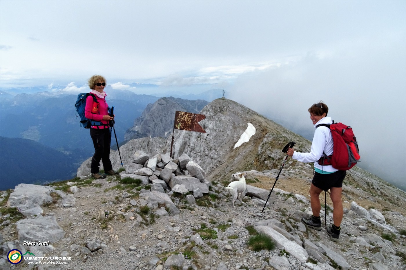 83 Vista sulla cima orientale dell'Arera da dove siam saliti.JPG